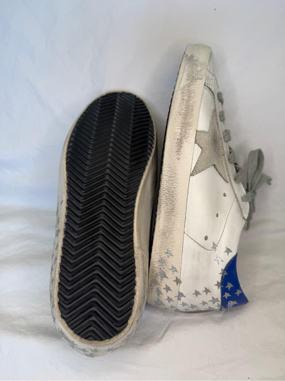 Golden Goose White Sneakers with Silver Star Accent and Blue Heel NWOT Size 36 - Picture 4 of 4